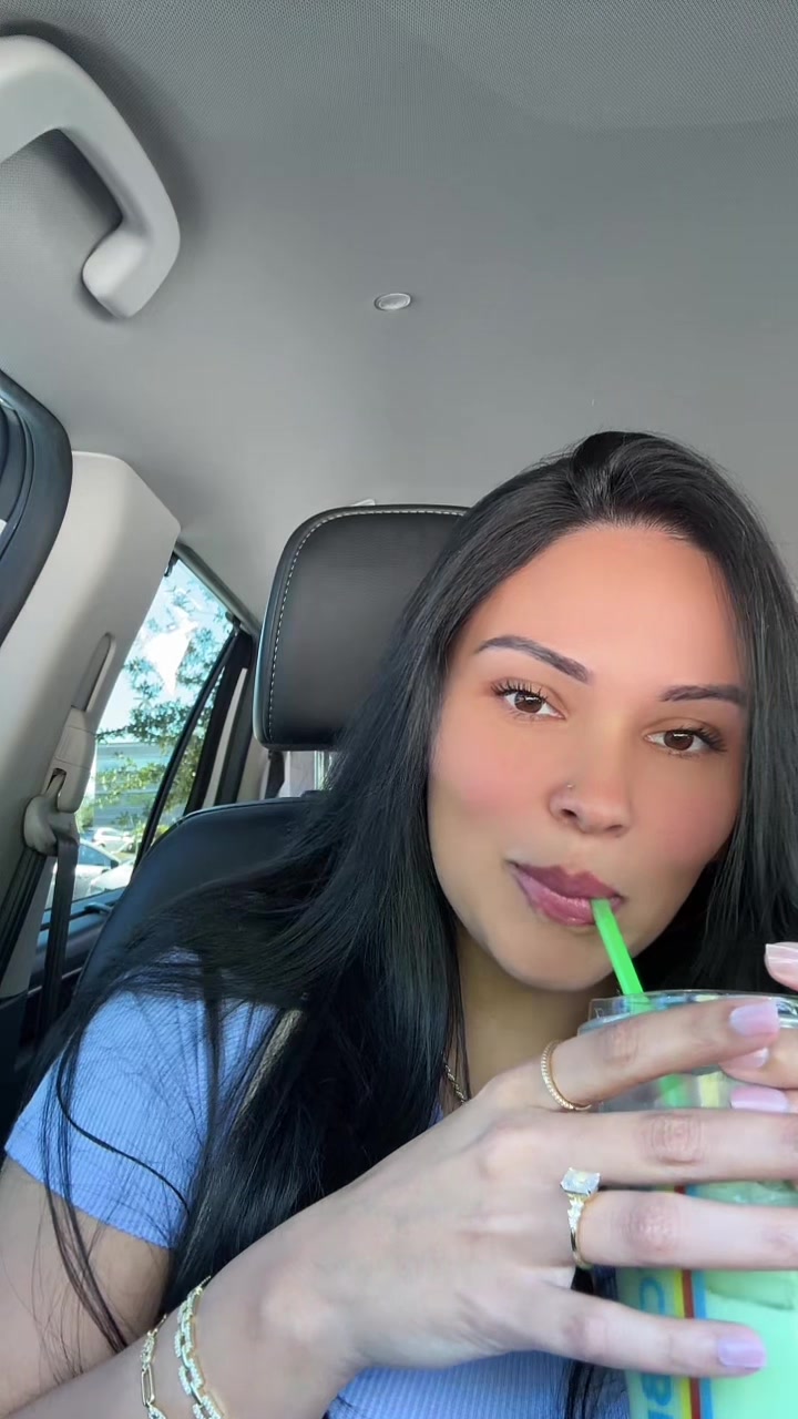 @𝓜𝒶𝓇𝒾𝒾 Put you on 💋
