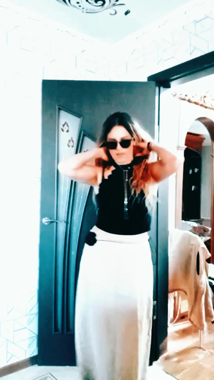 @lora777