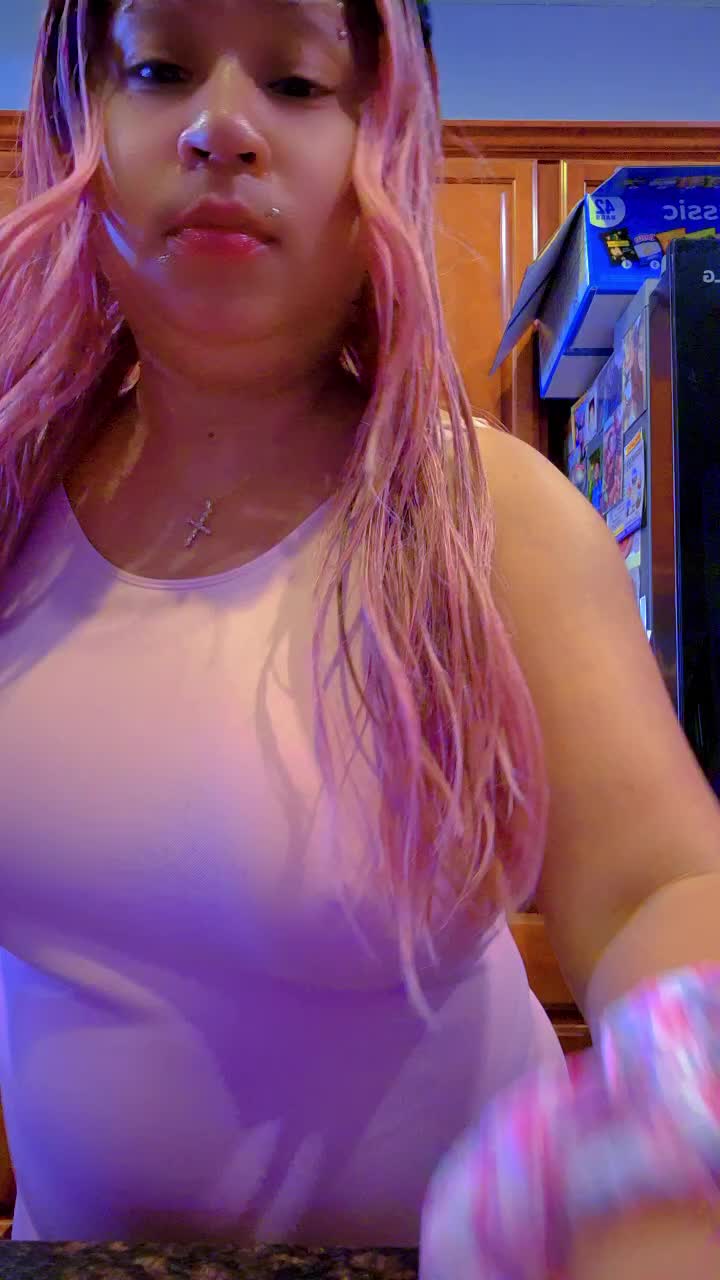 @Karla Dejesus295