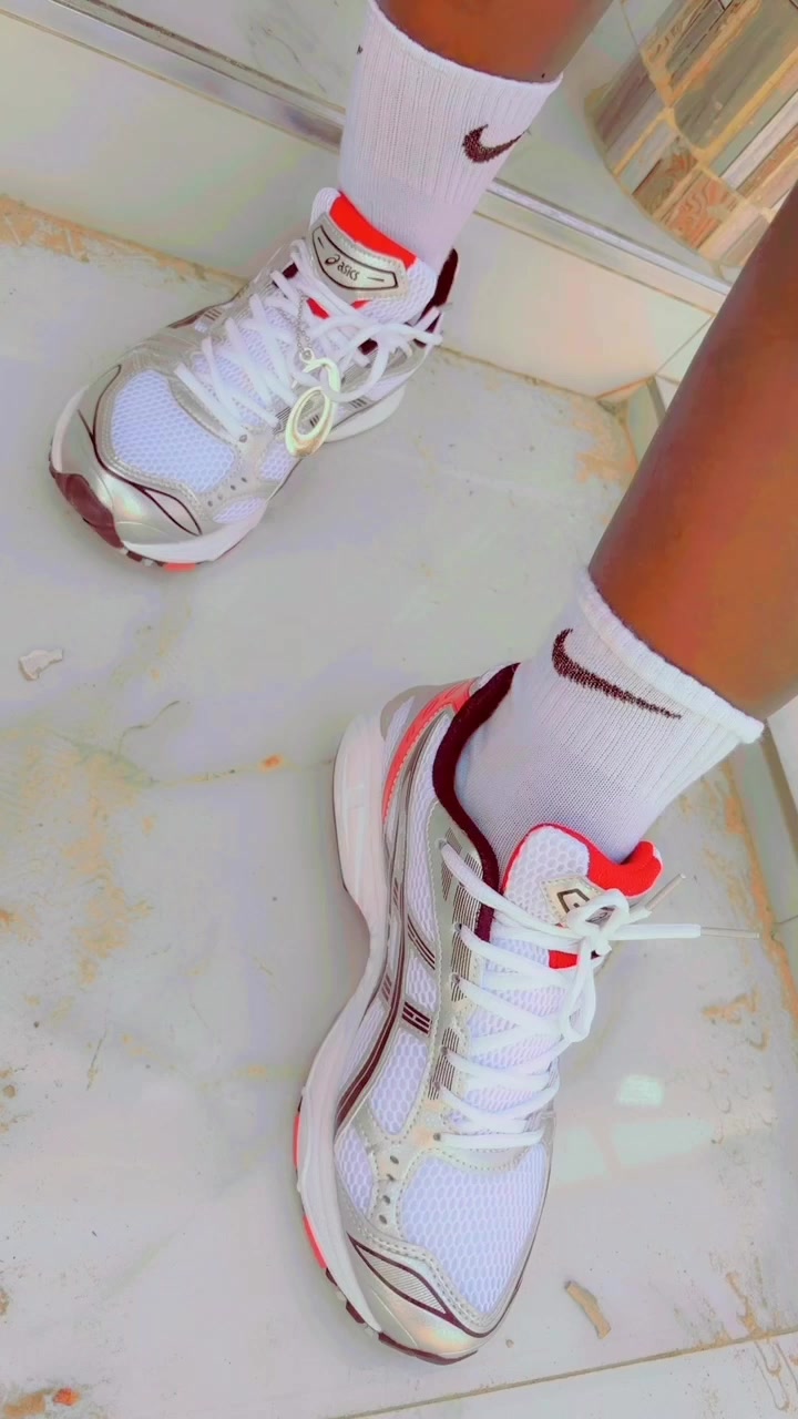 @Bbmita saliou linternational🥳