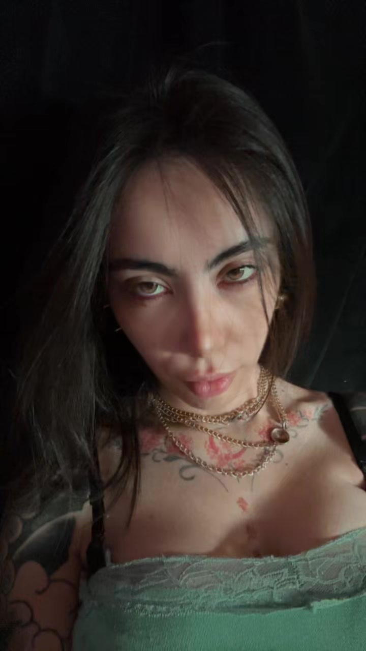 @vikoriveros00