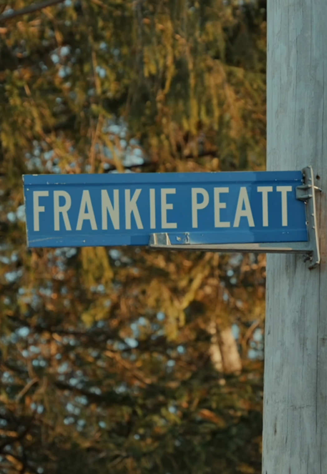 @FRANKIE PEATT