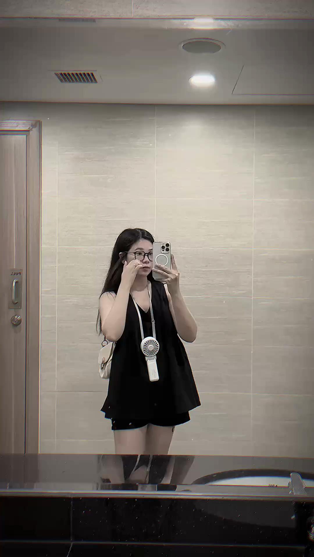 @Lưu Thị Th&uacute;y Hừơng