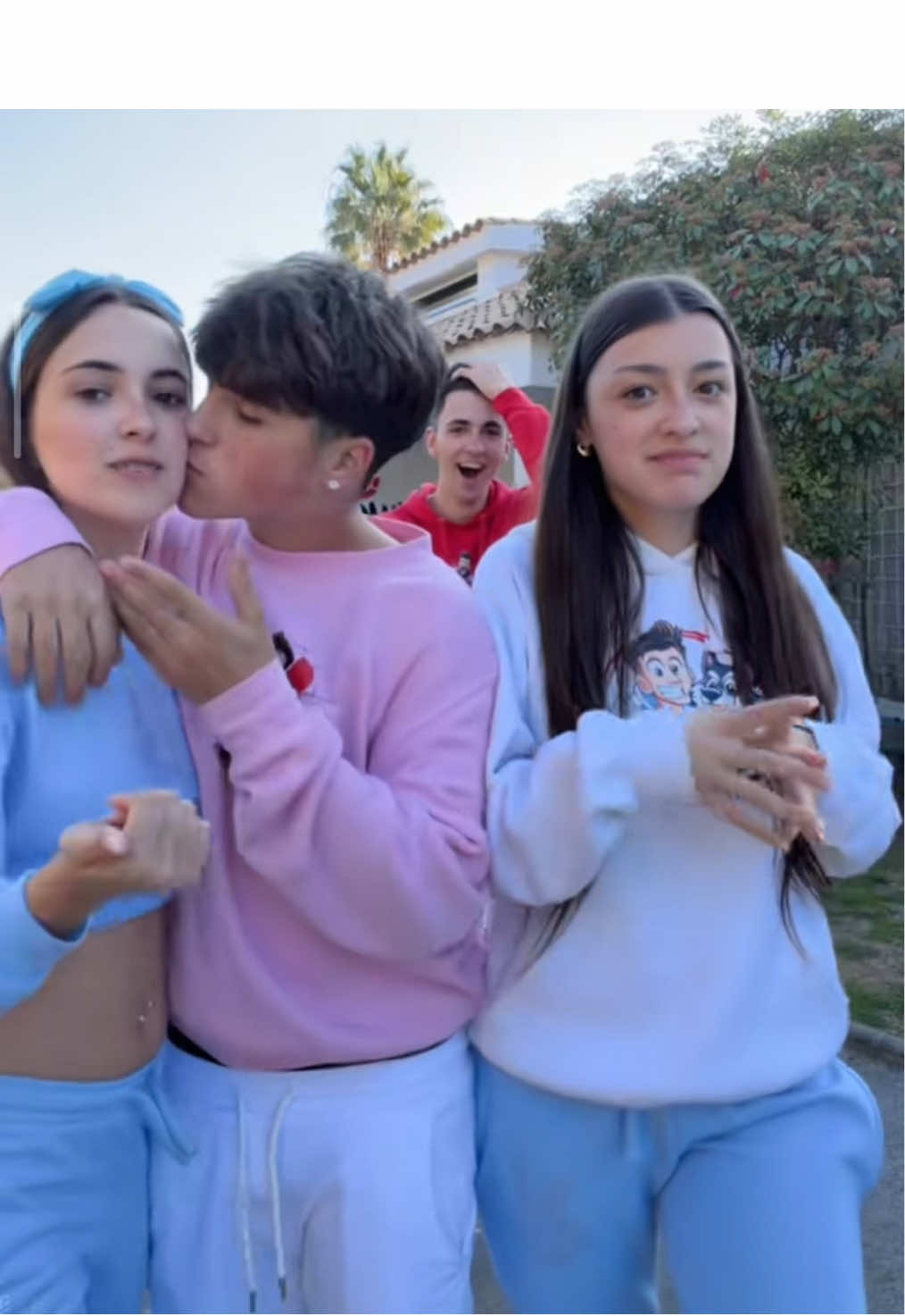 @𝓥𝓪𝓵𝓮𝓻𝓲𝓪 ིྀ 🤍