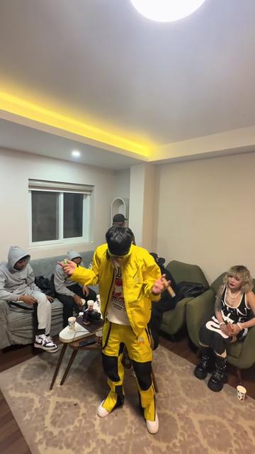 @Young Hu$tler