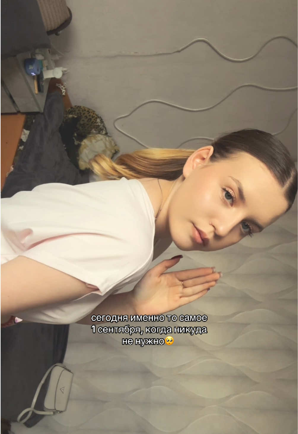 @леночка🦢