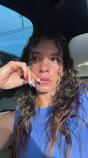 @desireekaytlin