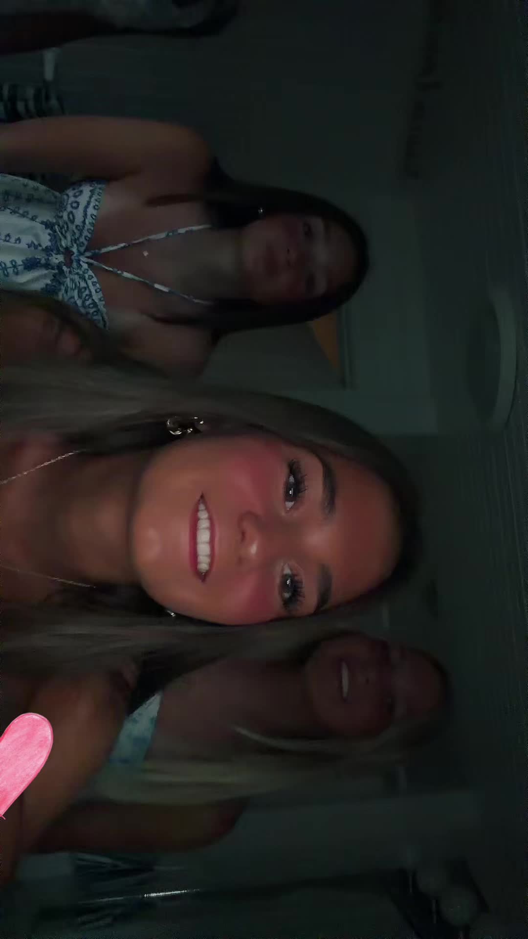 @mollyy