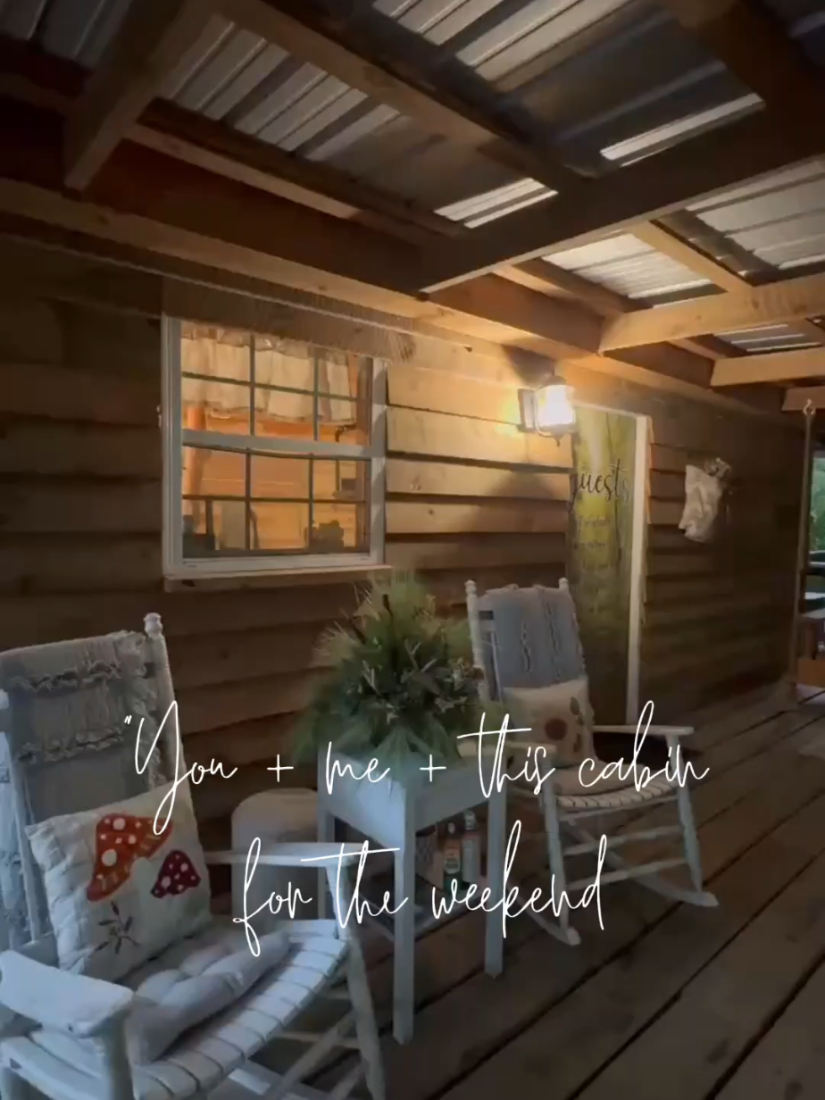 @Fancy Hill Cabins