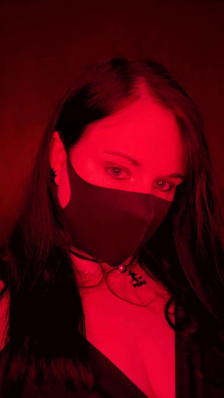 @𝕾𝖆𝖑𝖊𝖒 𝖂𝖎𝖙𝖈𝖍 🖤