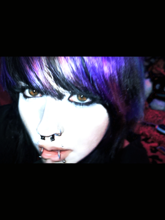 @SC3N3BBY<3