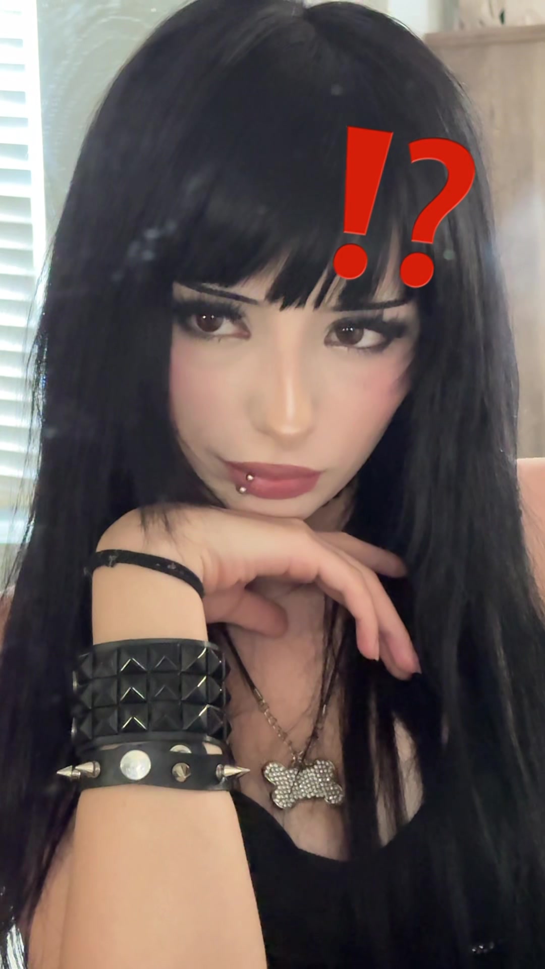 @( -_•)ᡕᠵデᡁ᠊╾━💥