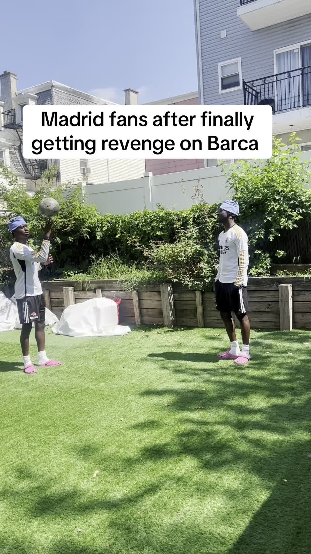 @Labomba