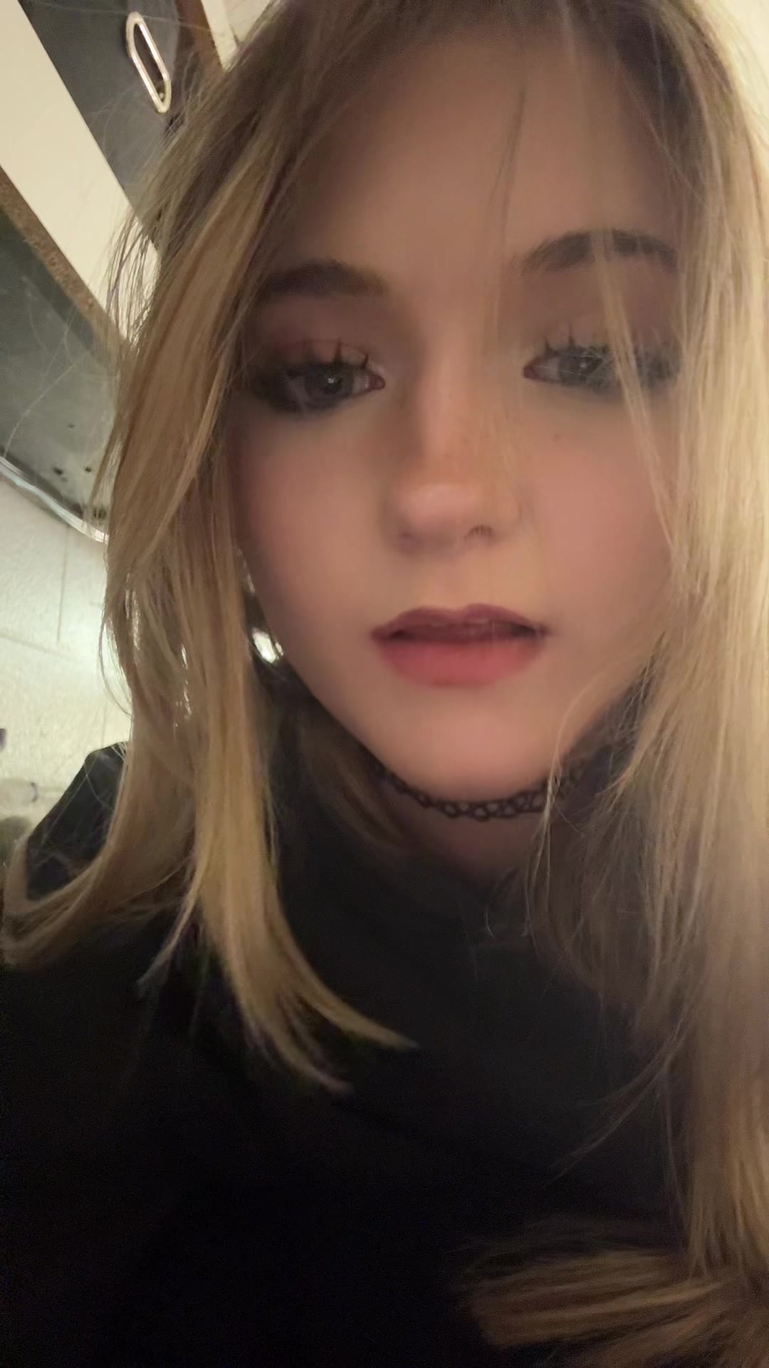 @elladaveyyyy