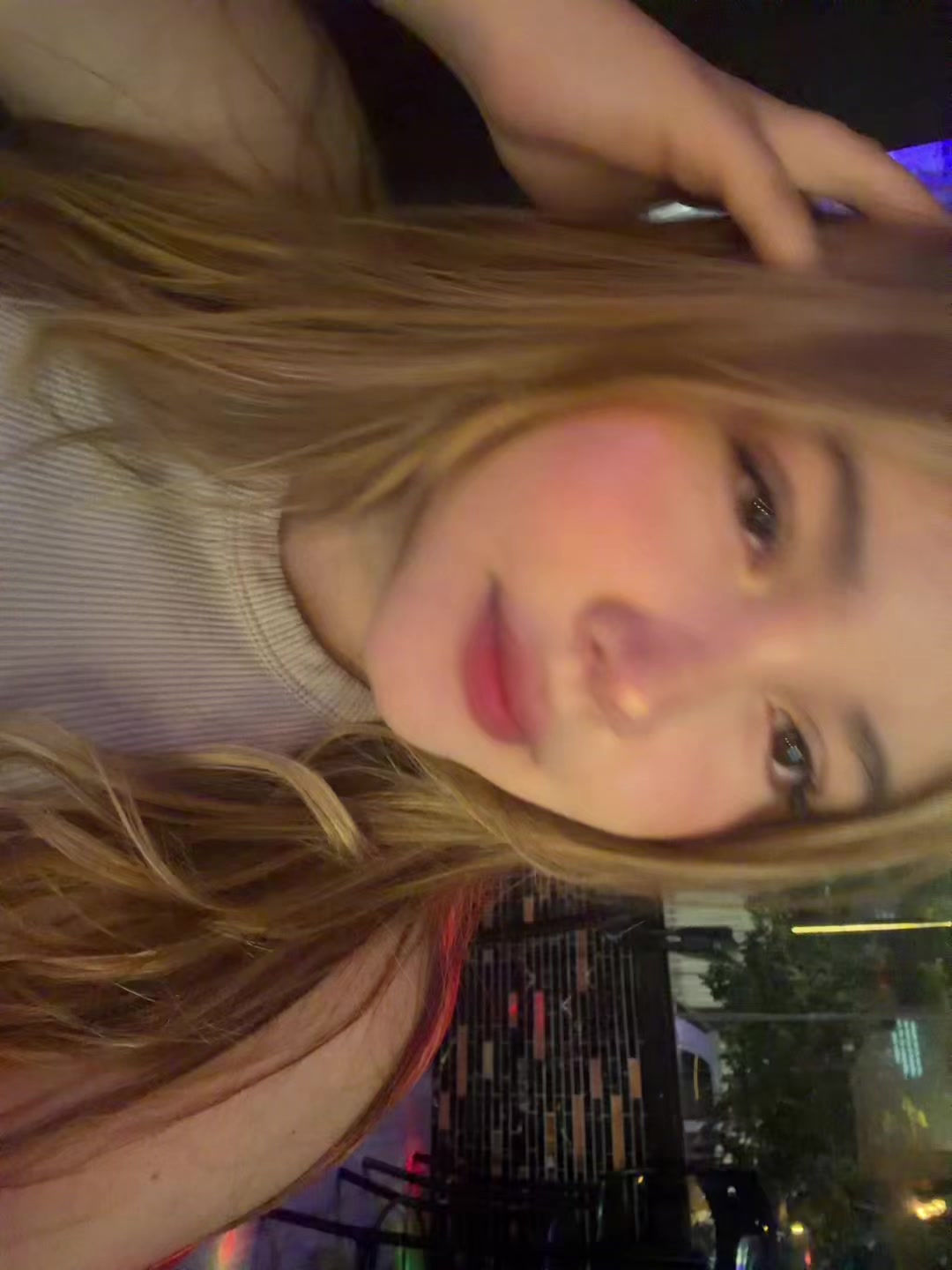 @rousita🪭