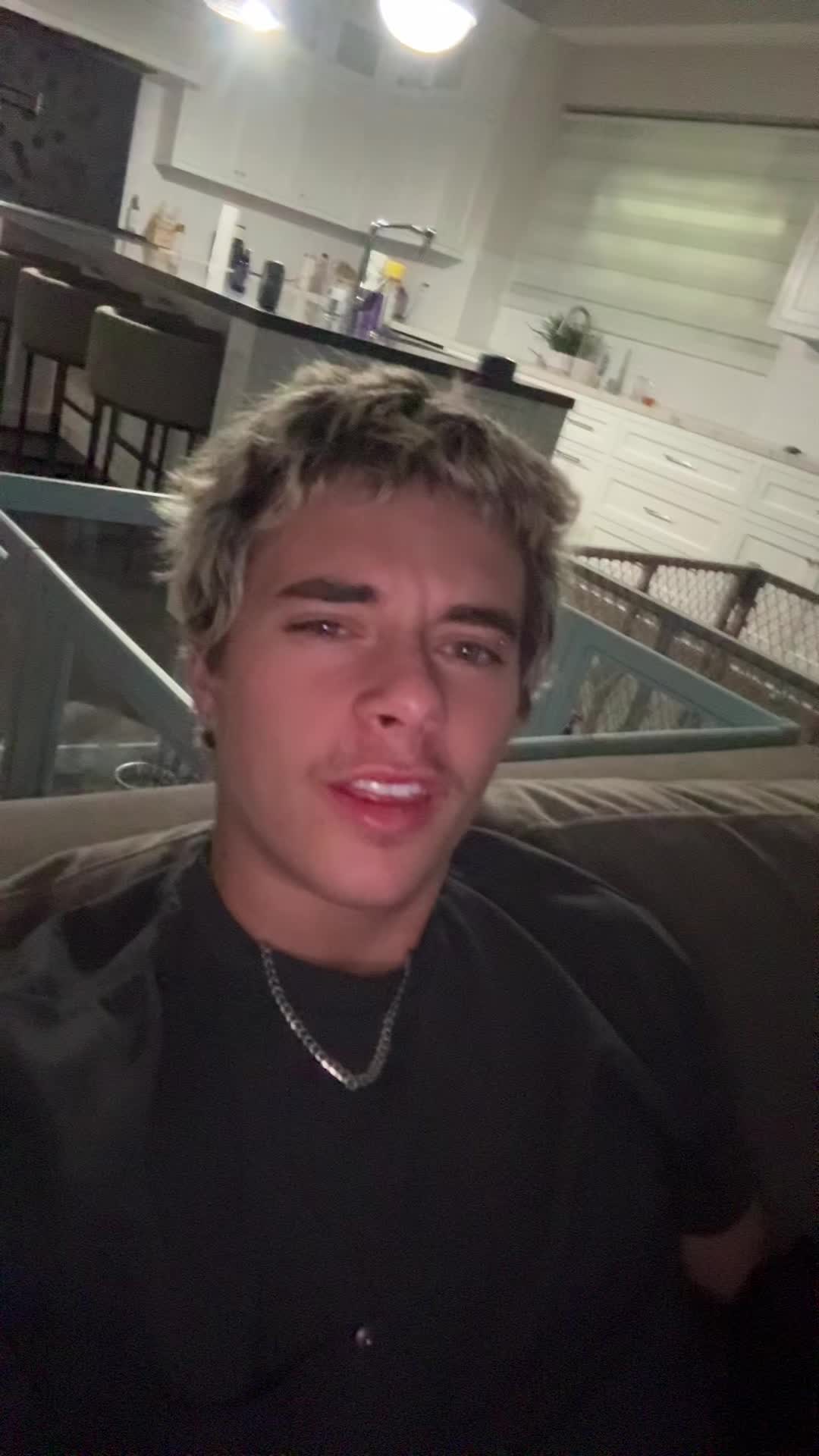 @notgavinmagnuslmao