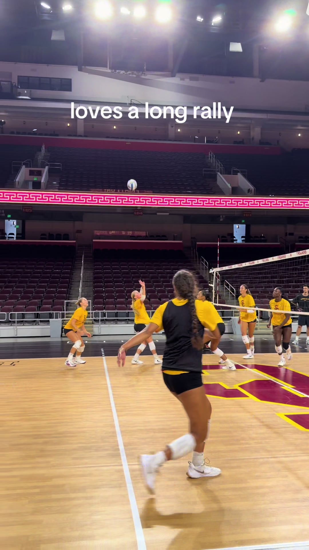 @uscwomensvolley