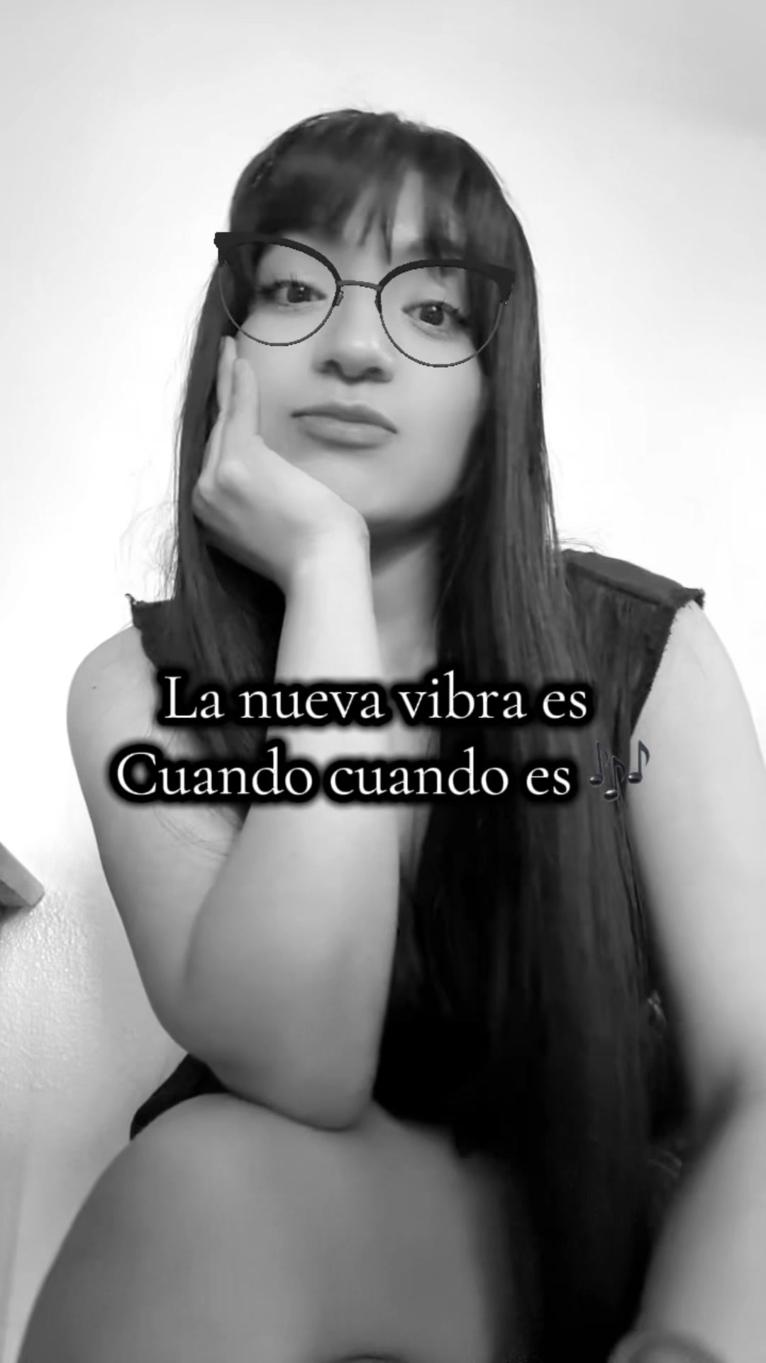 @LA PELI NEGRA💜