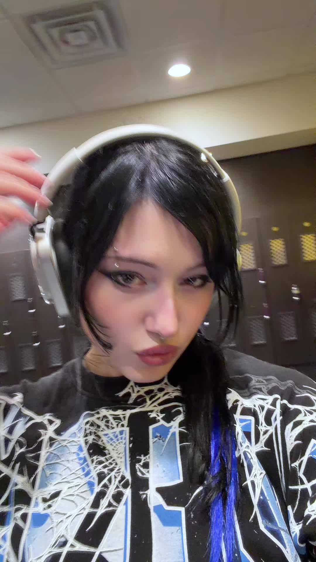 @c4l4st4