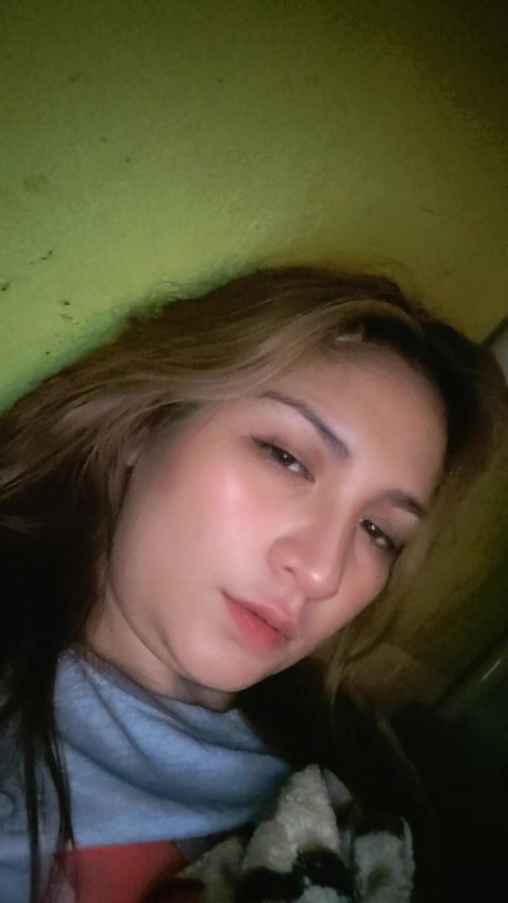 @Riza🥰🦀