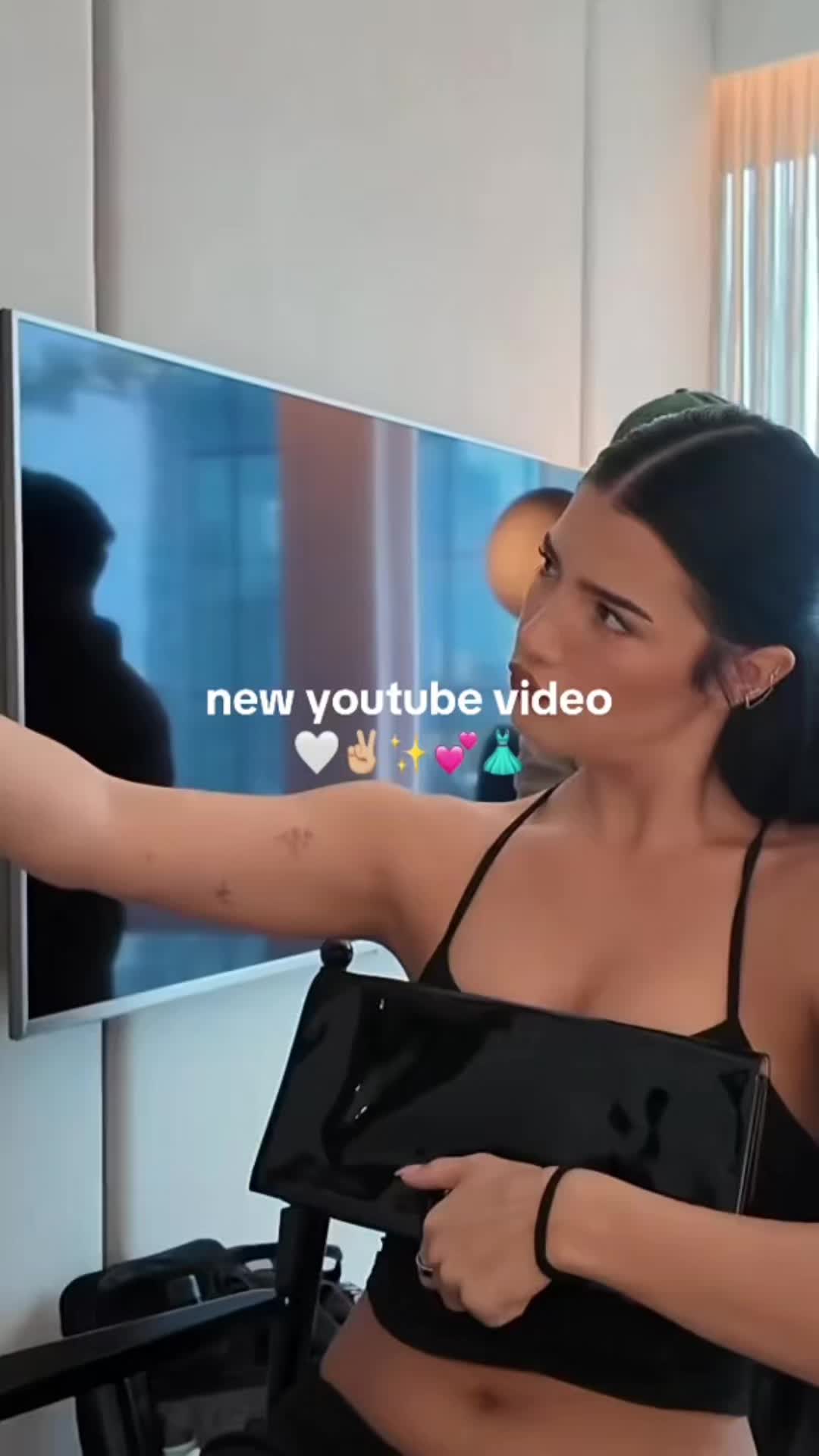 @CharliDanceX