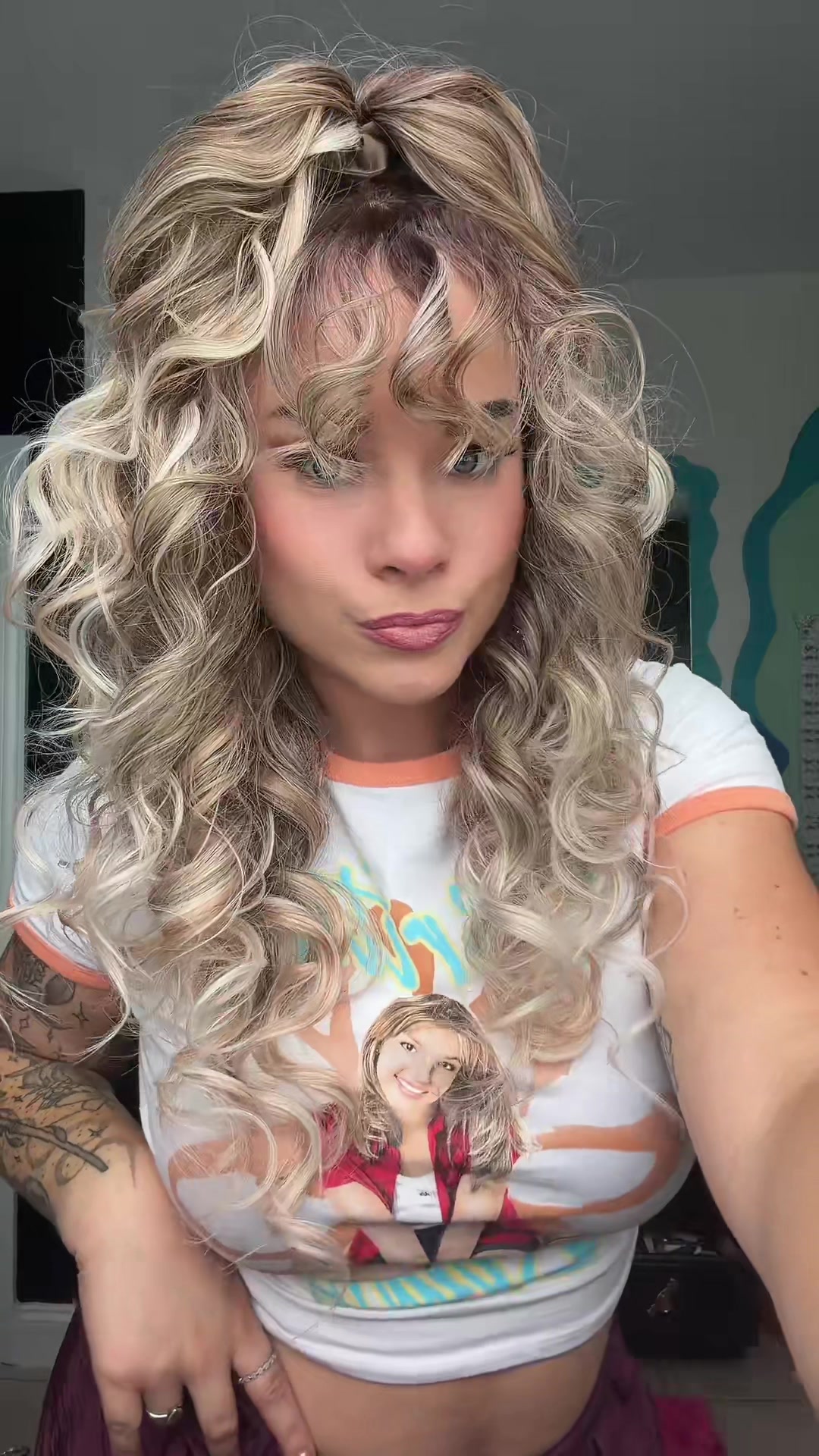 @Elizabeth Wears Wigs 🏳️🌈