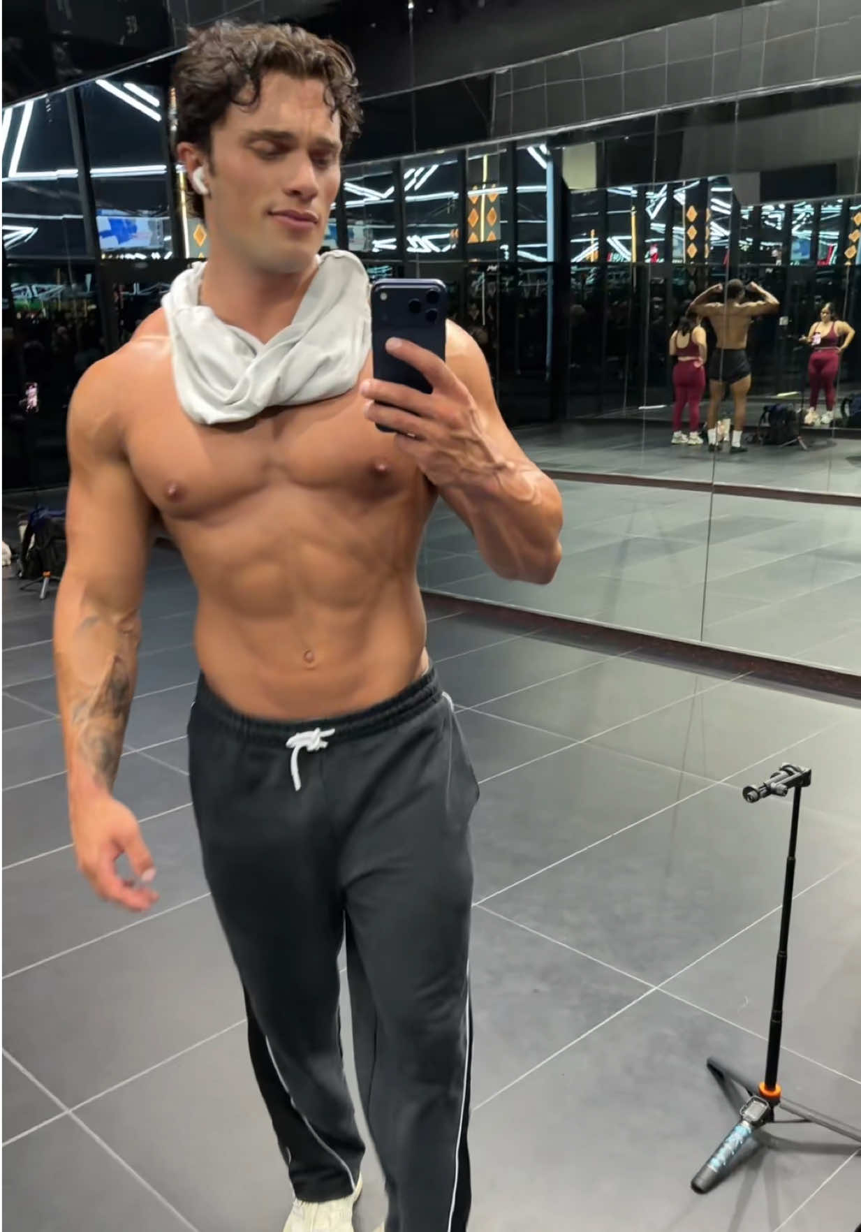 @landonsthompson