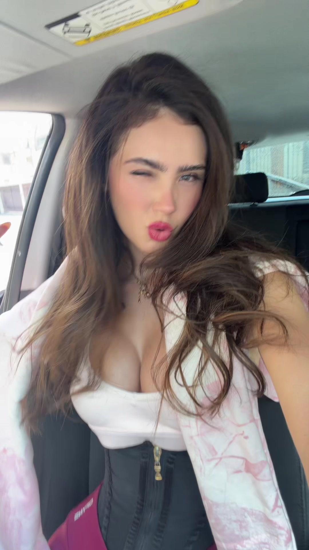 @Gabriela