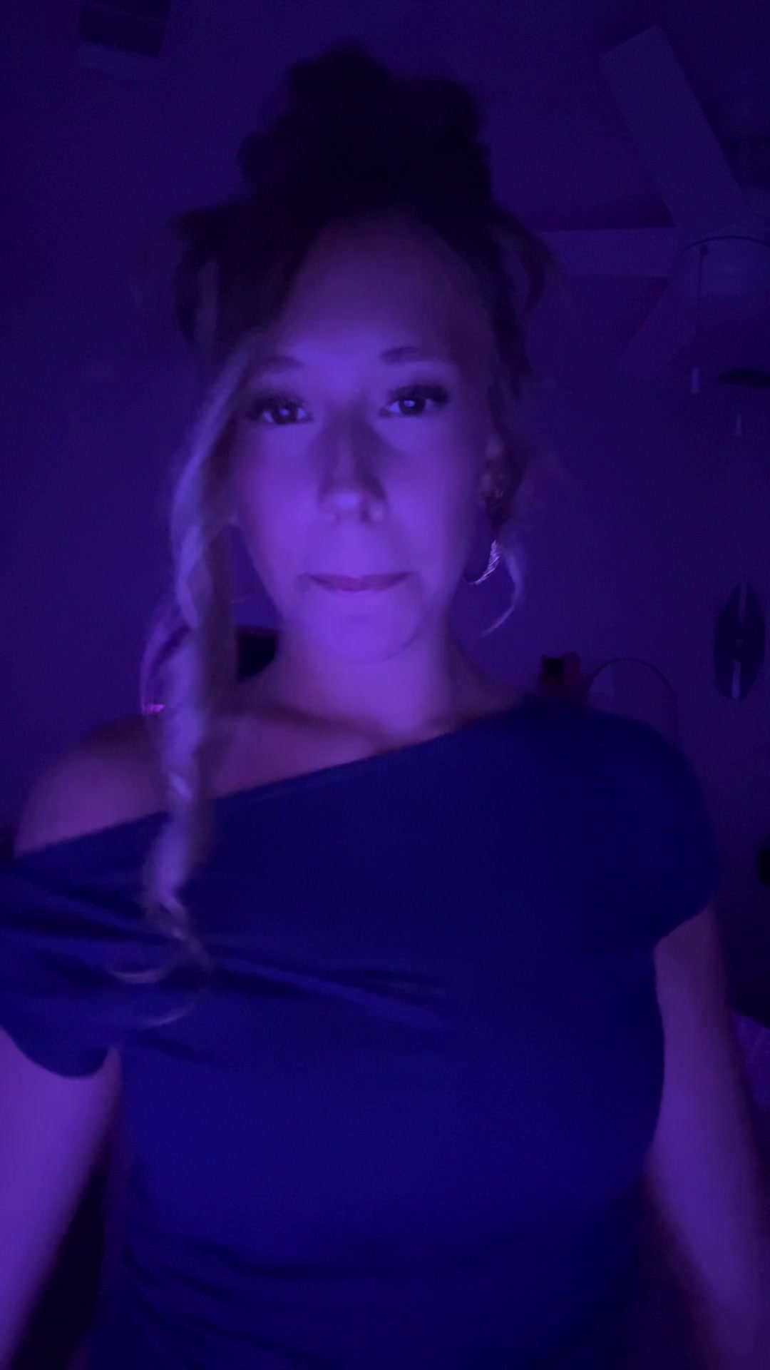 @lily