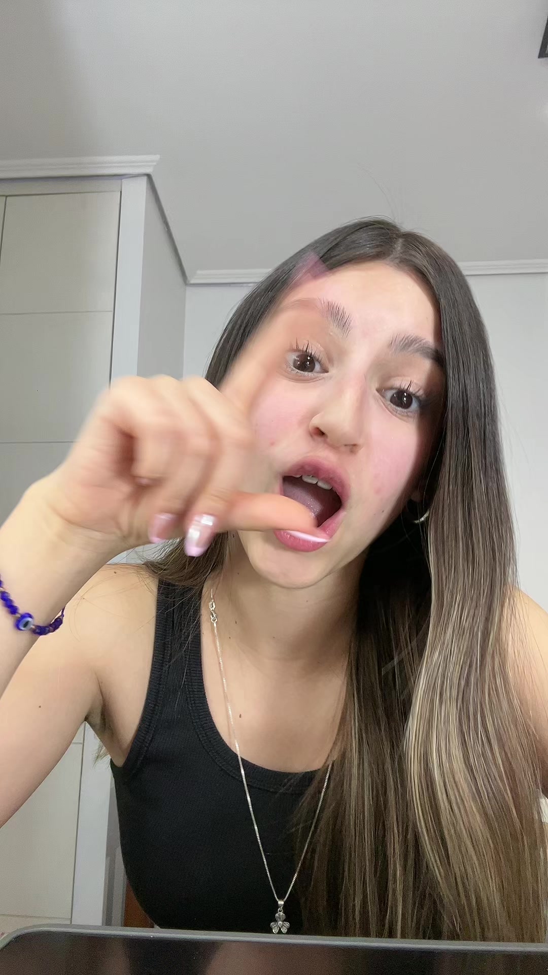 @larissa 🩷