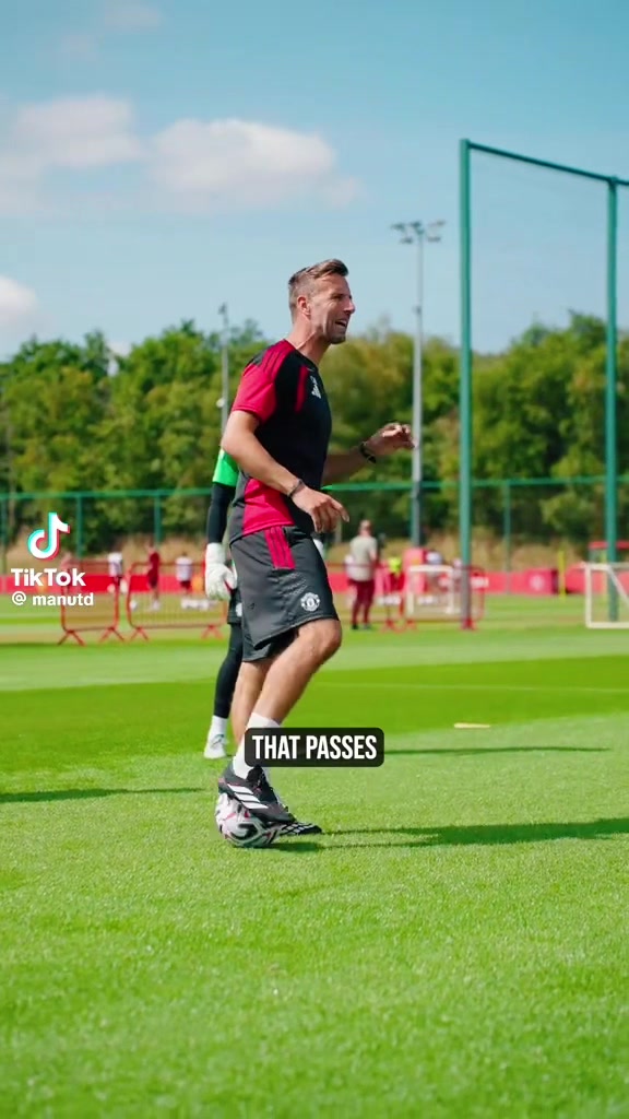 @footballfaithfuls