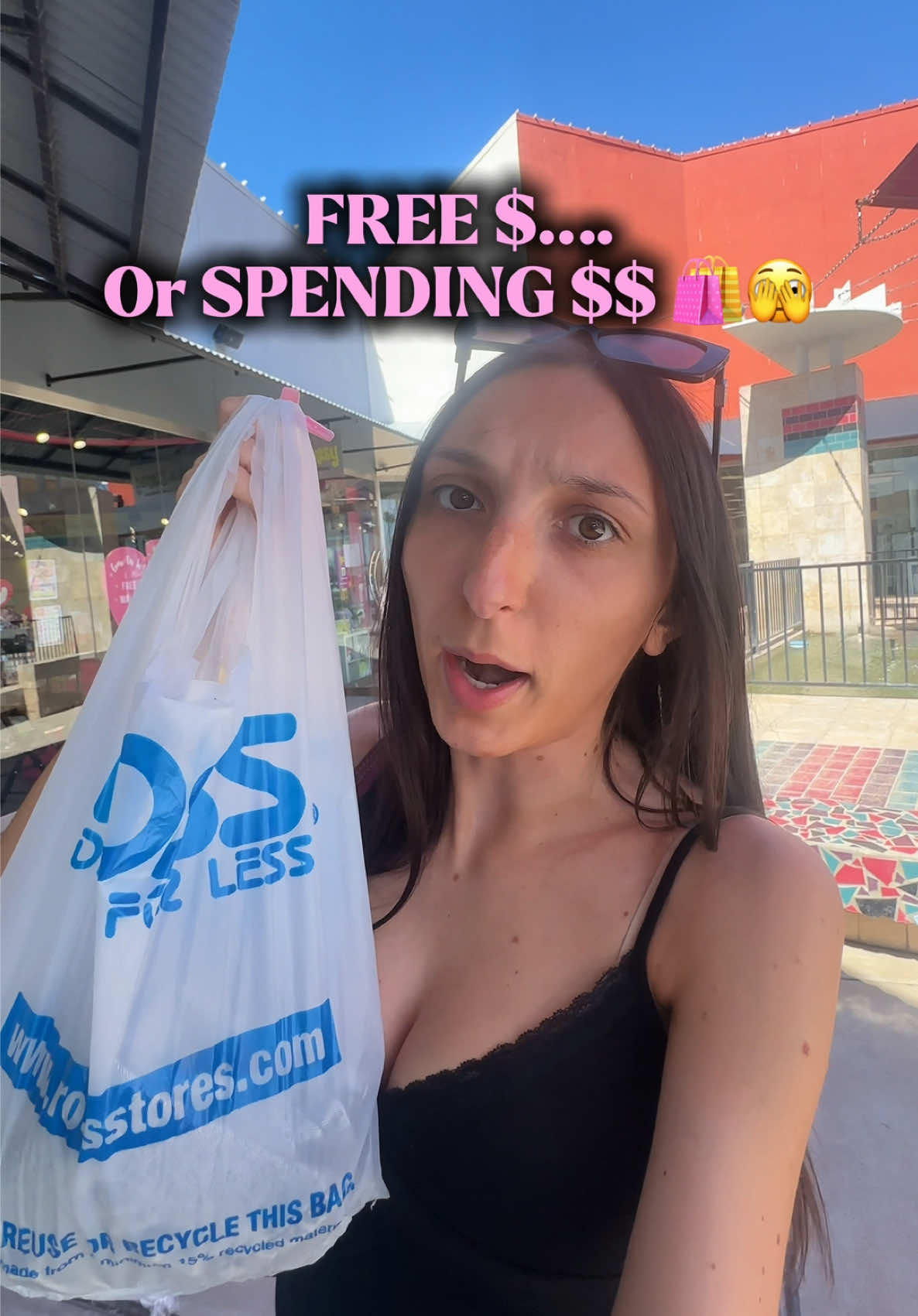 @ItsAlexisSimone