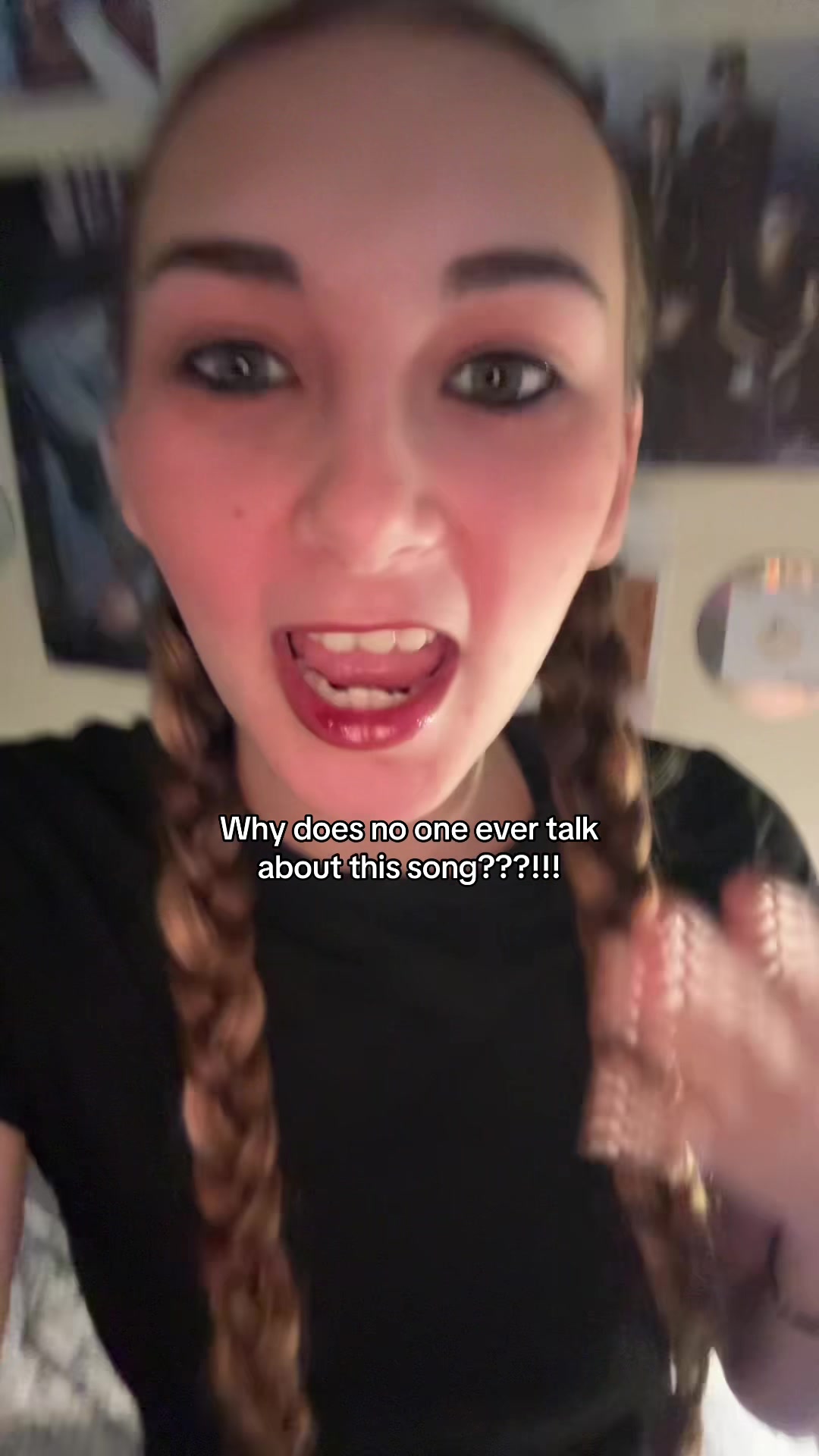 @Bella