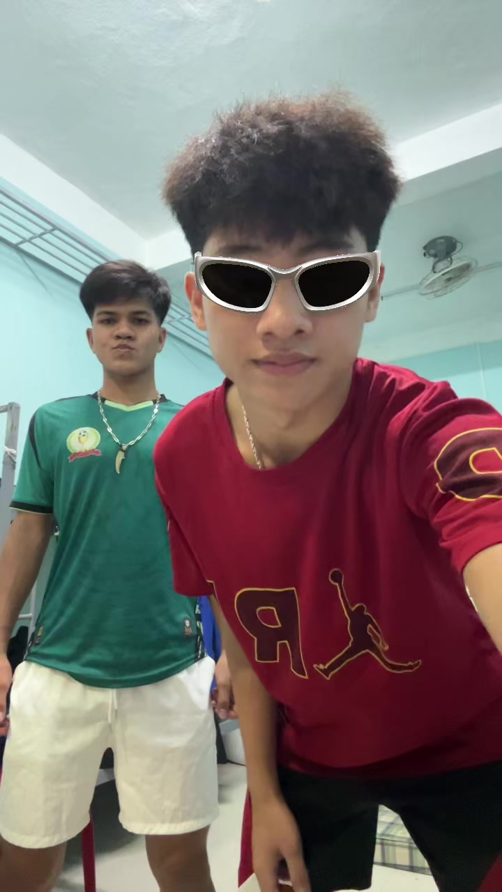 @T
