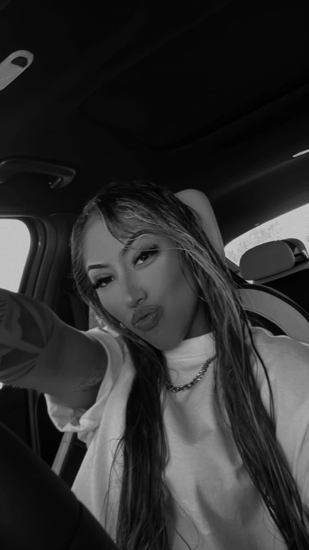 @amymartinez🖤
