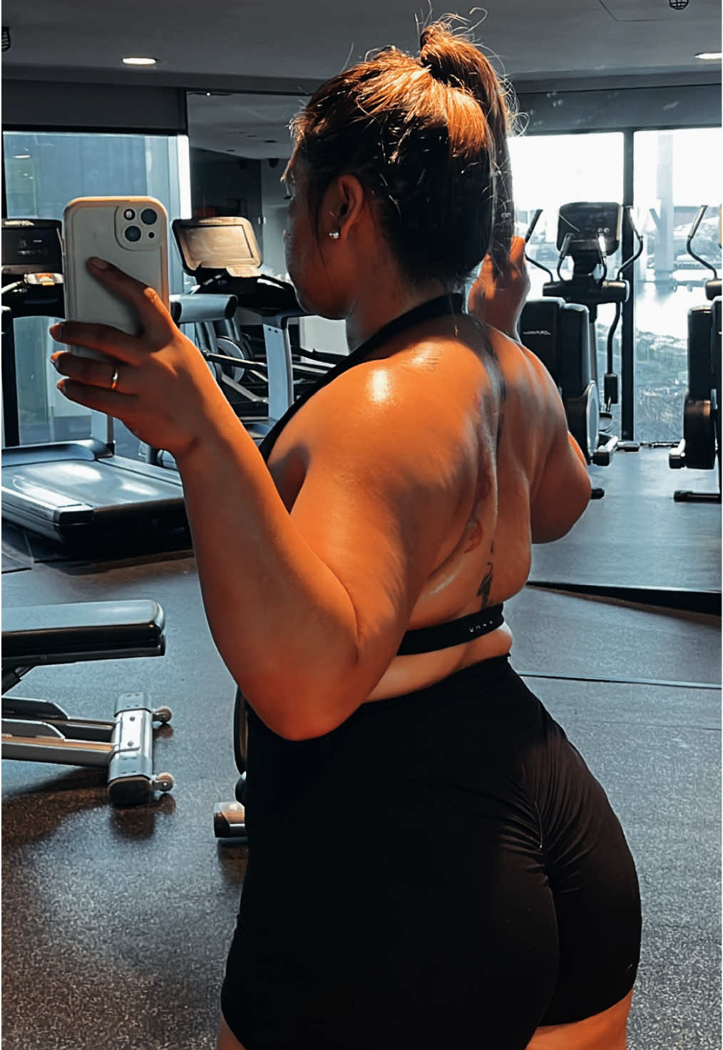 @julzlavea