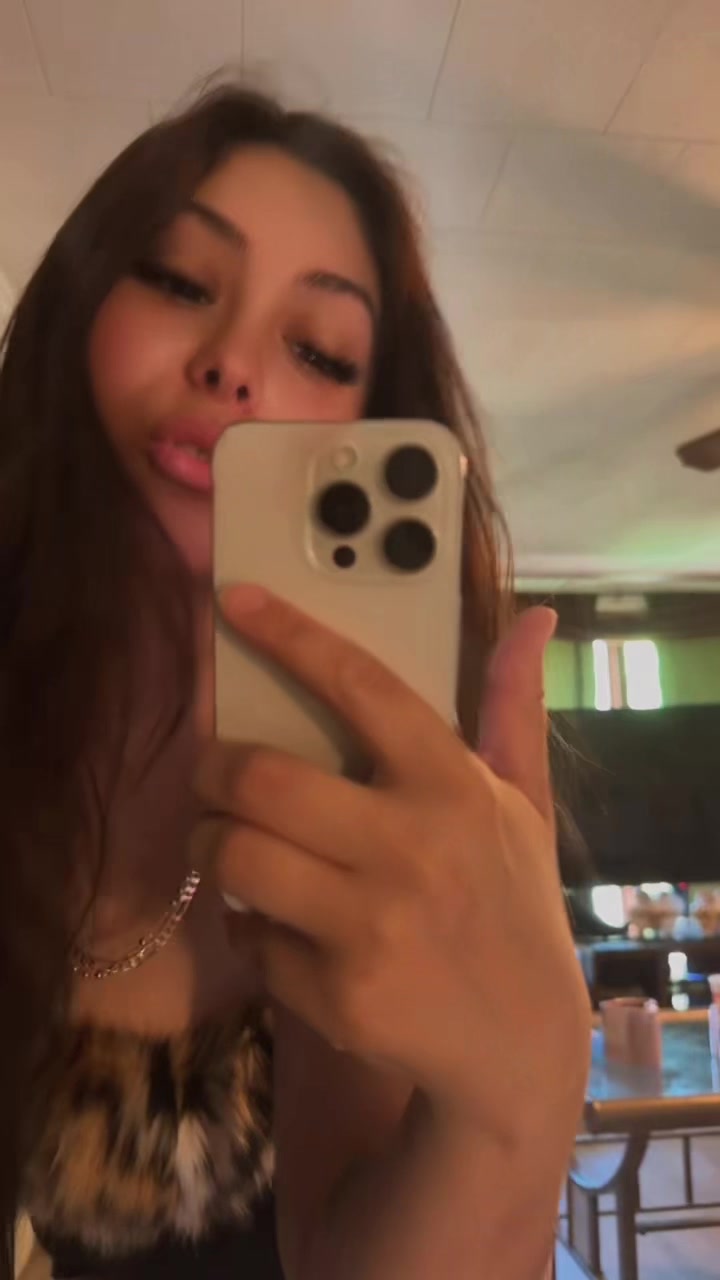 @RachaelMarieeeee