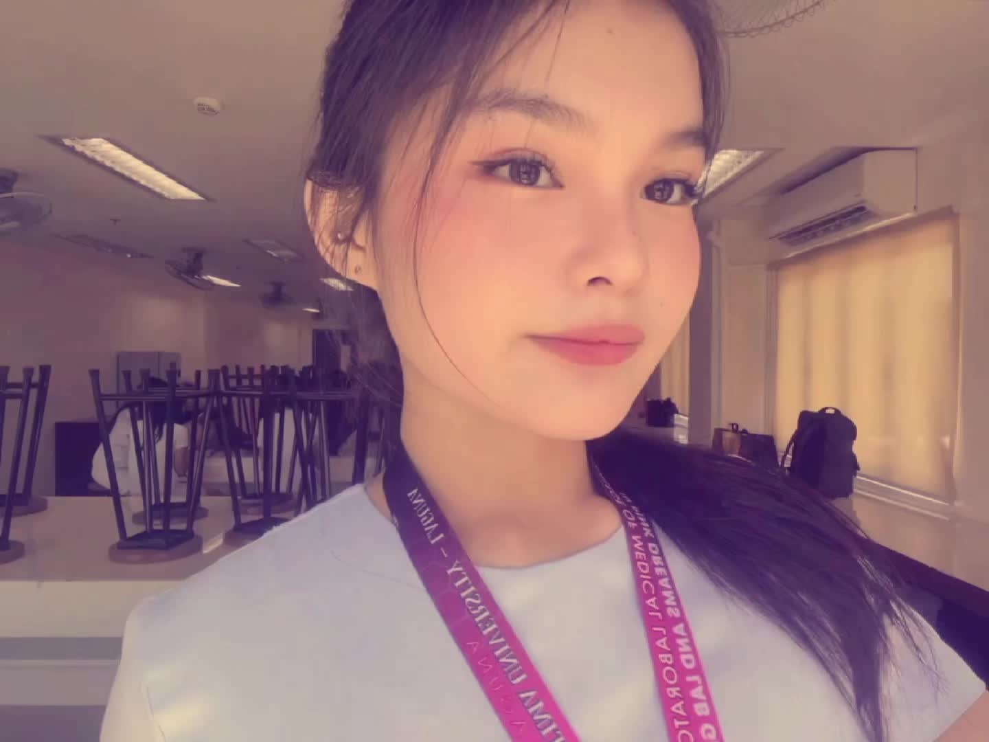 @Angela