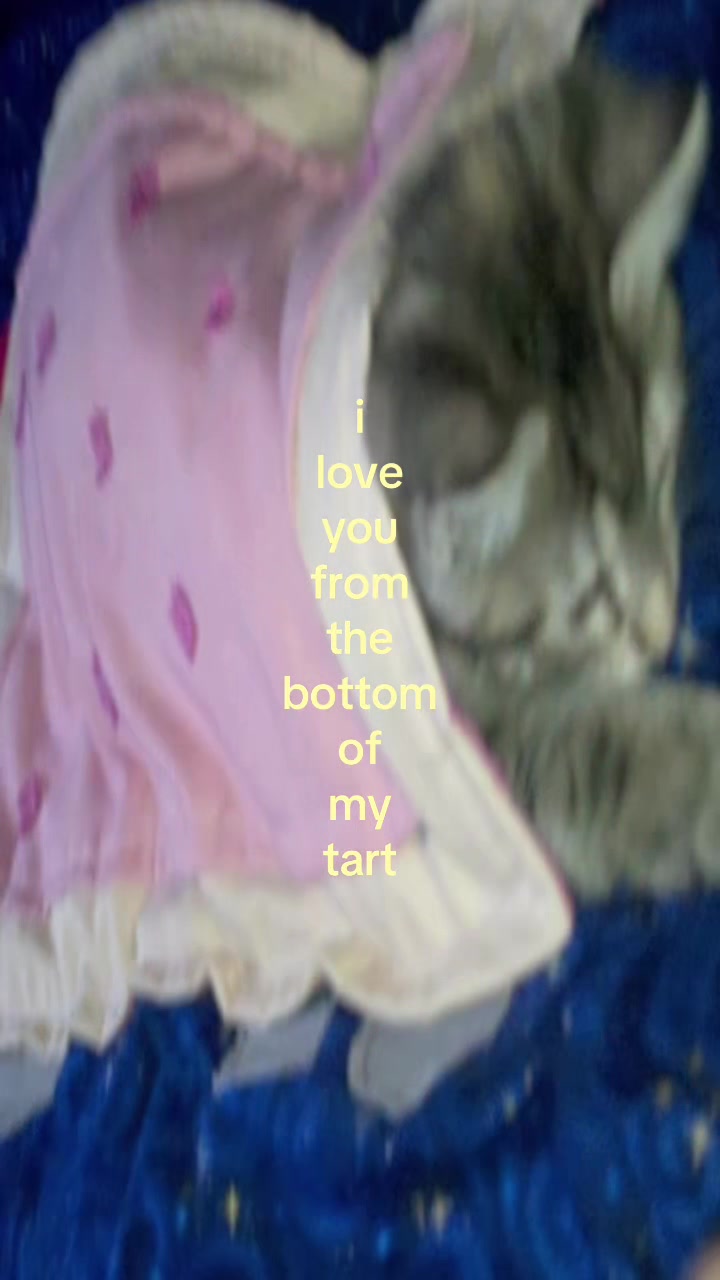 @^,..,^