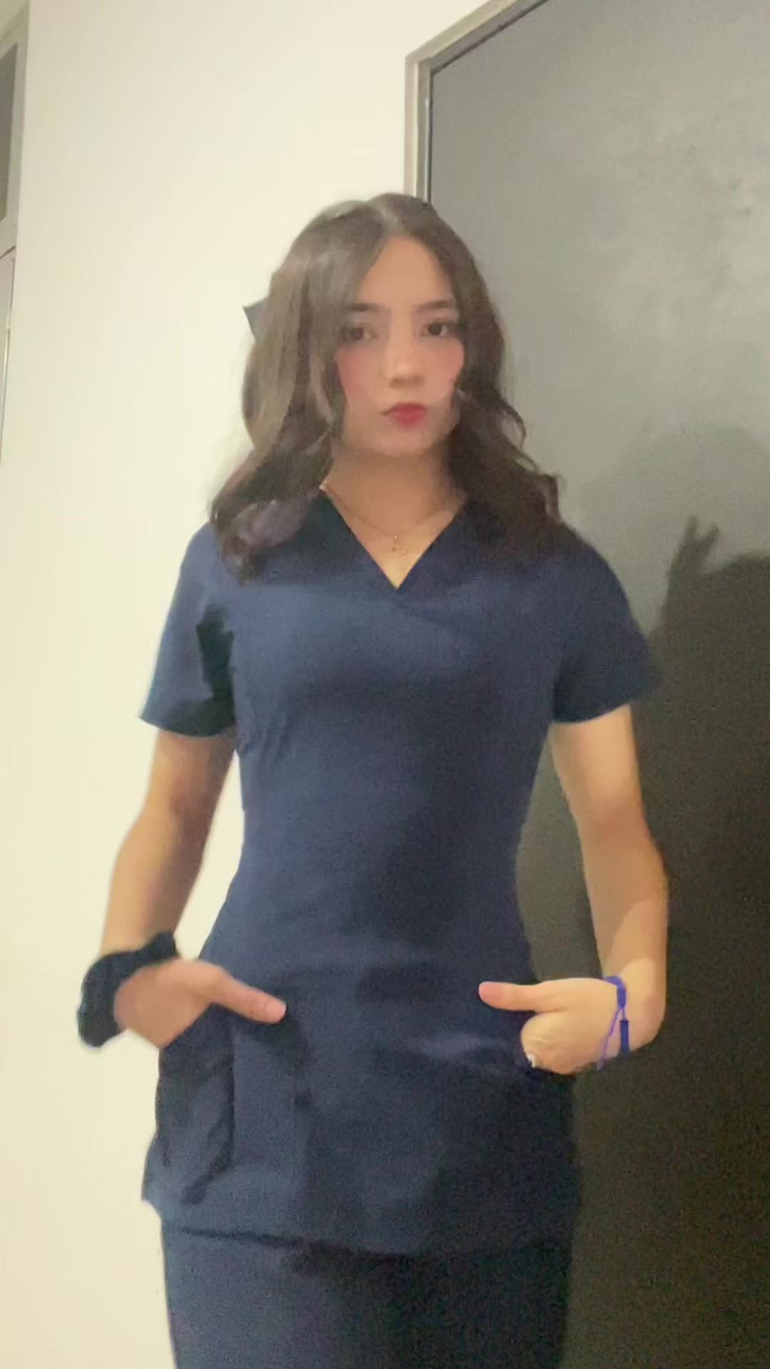 @Melanie Adamari