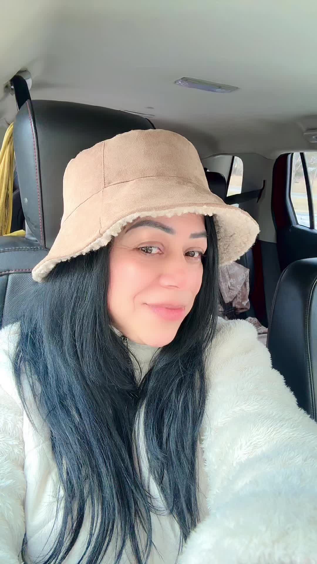 @AnaMaria17