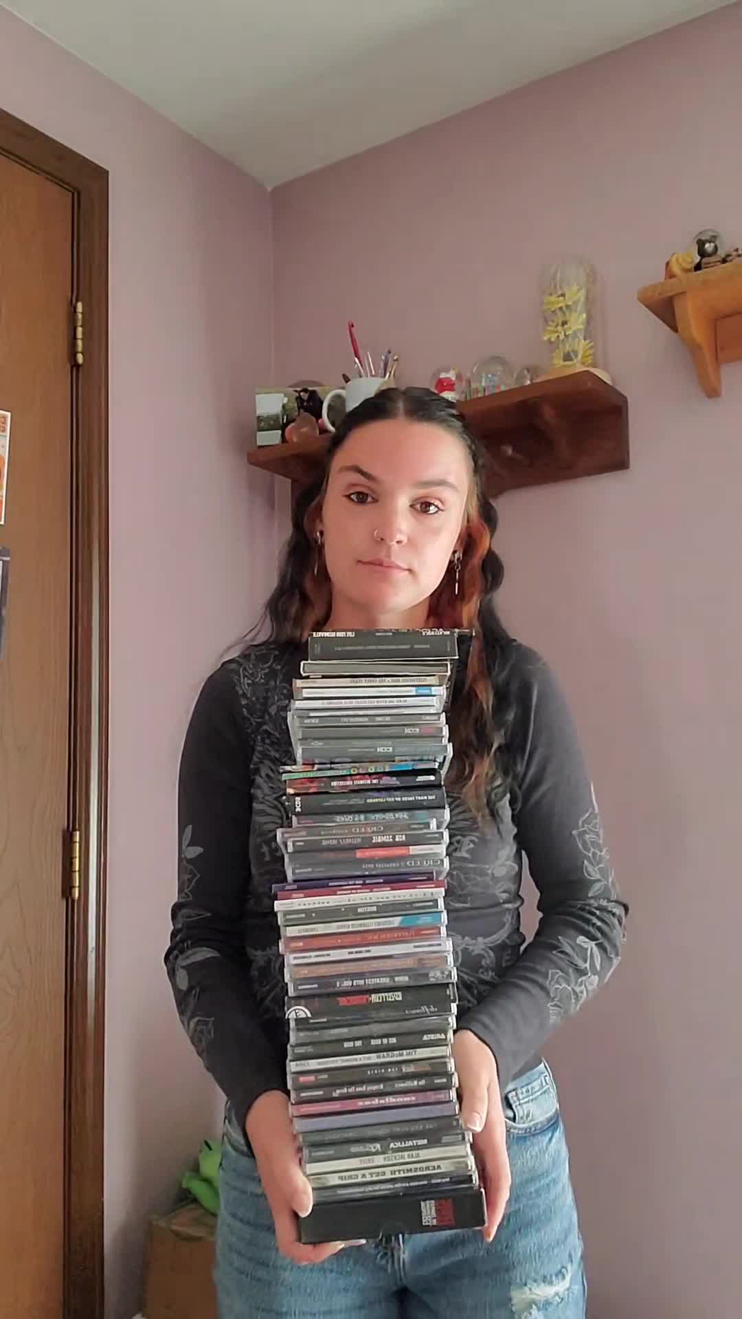 @Holly🦋🤟