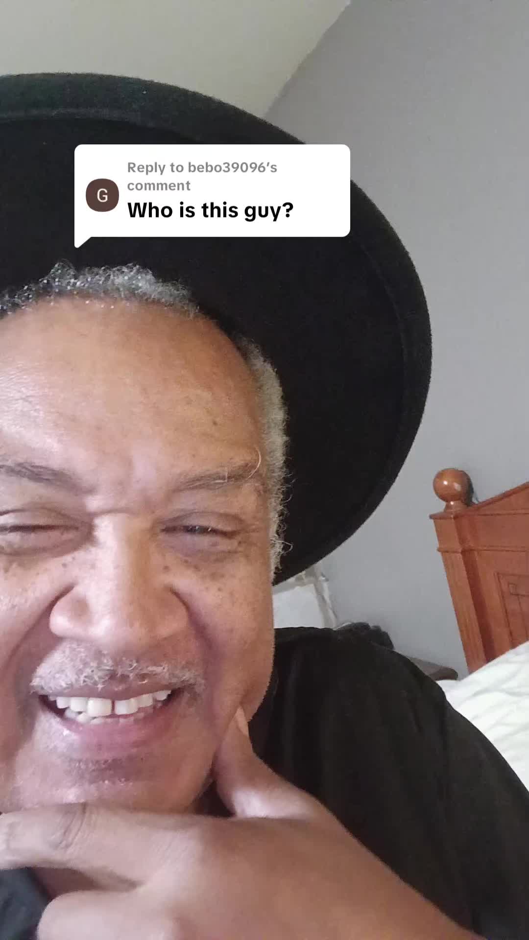 @carlostherocker