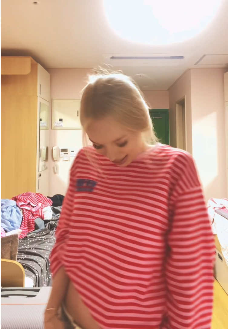 @vimolyyy