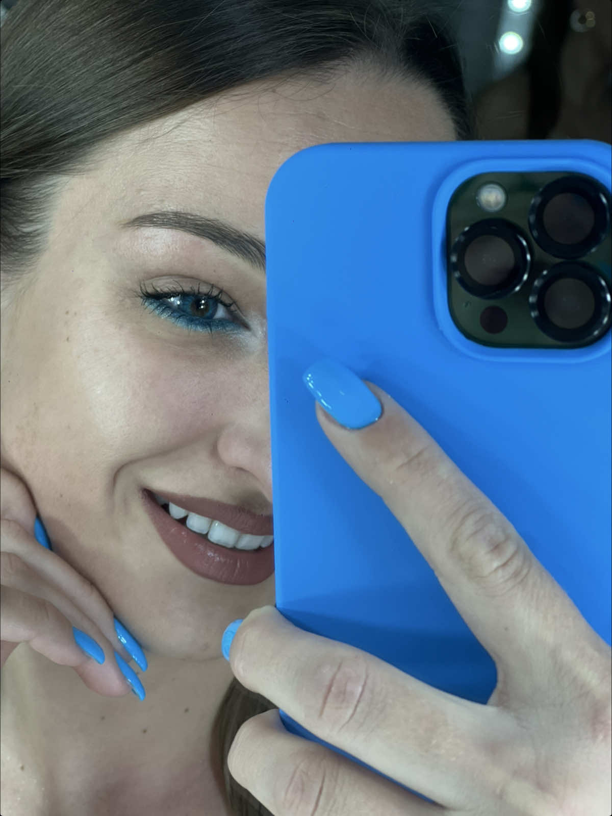@_slatkamalaa_