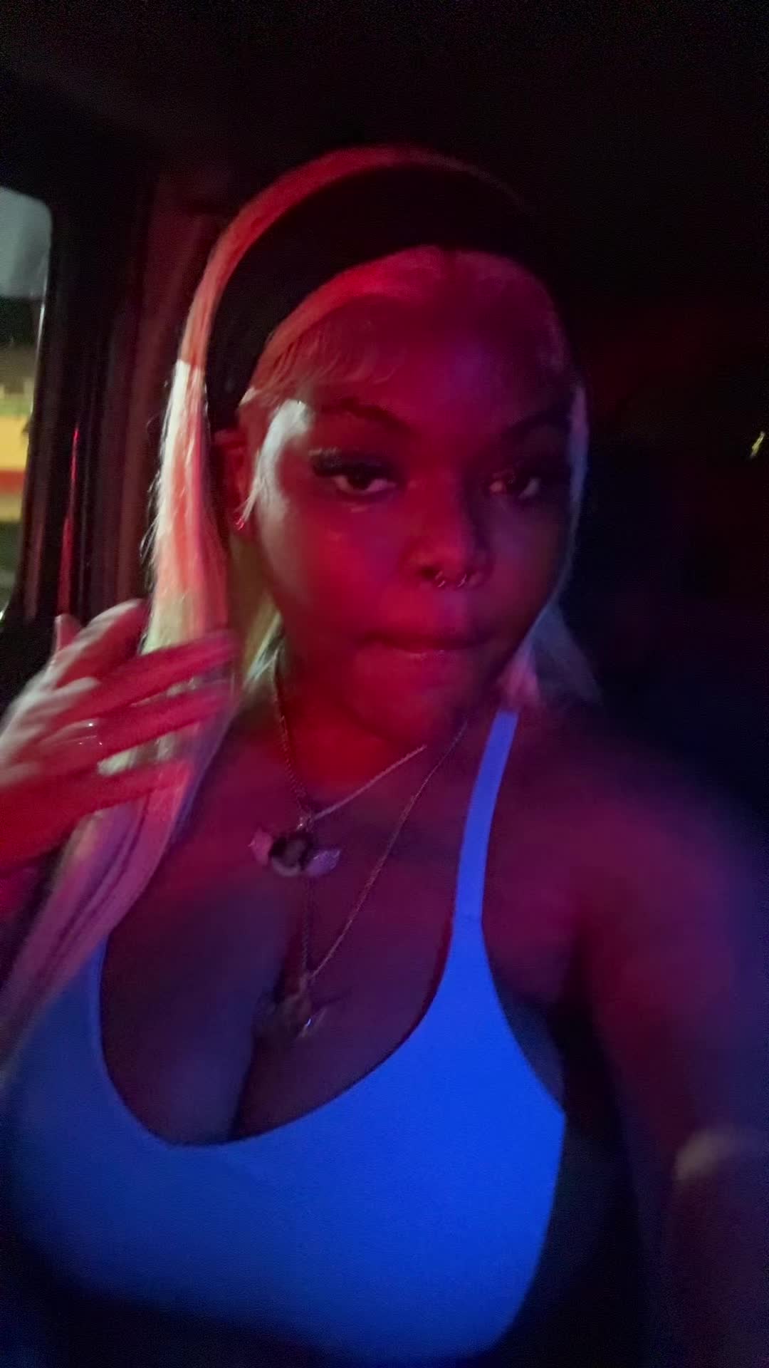 @motionmizz_