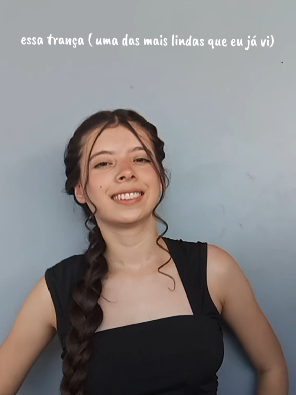 @Maria Larissa ✨
