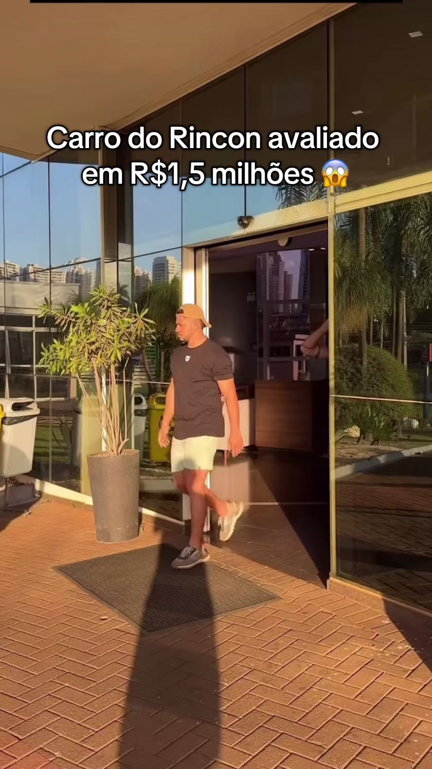 @dentrodacaminhonete