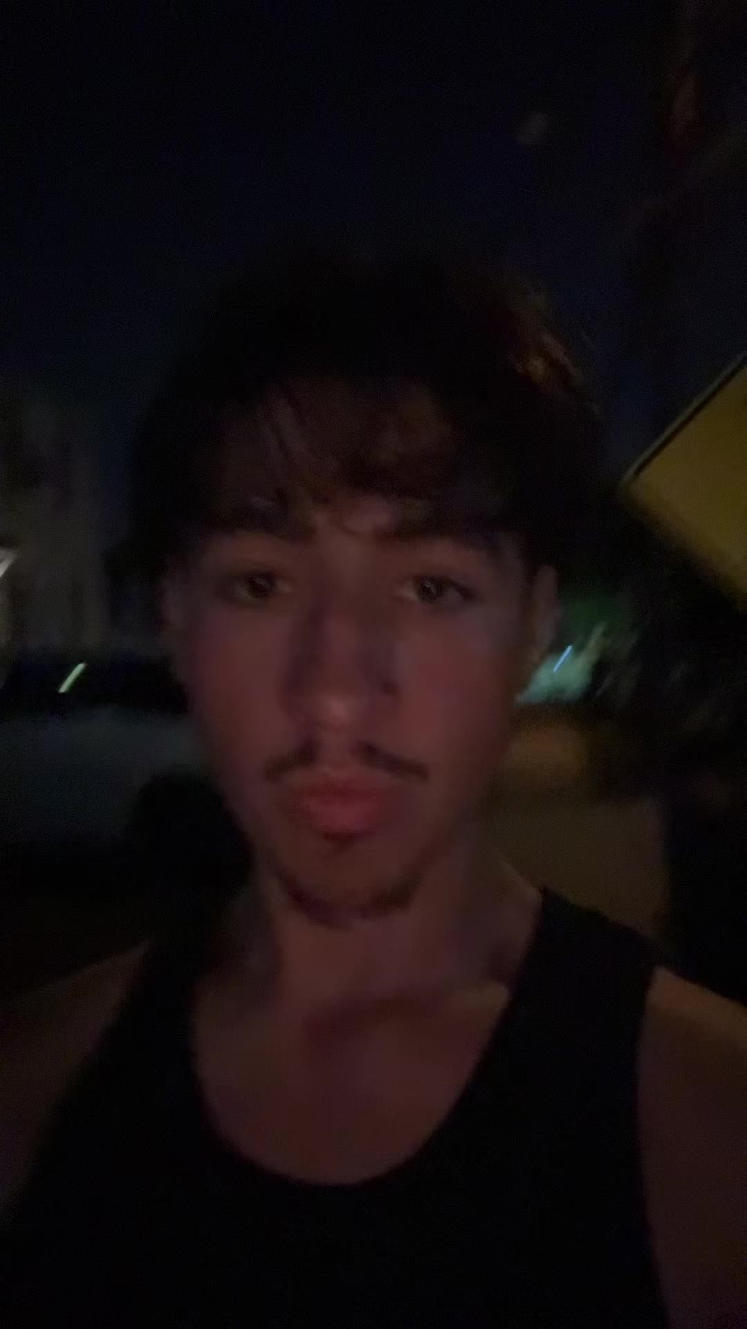 @victri842