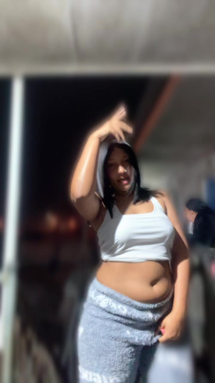 @Naz🦋